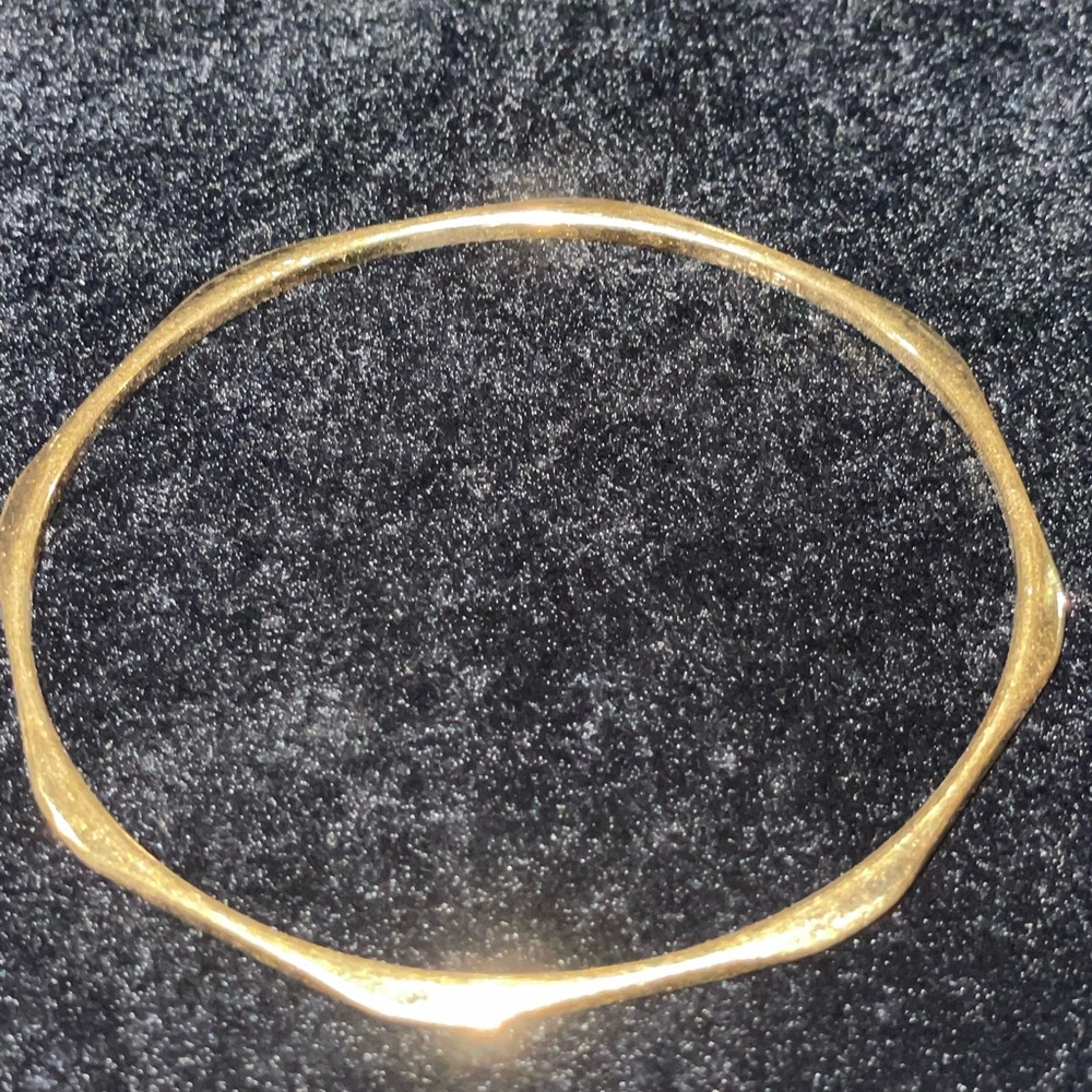 Gold Bangle Bracelet - Picture 4 of 7